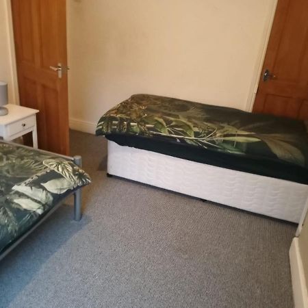 Knighton House Villa Leicester Esterno foto