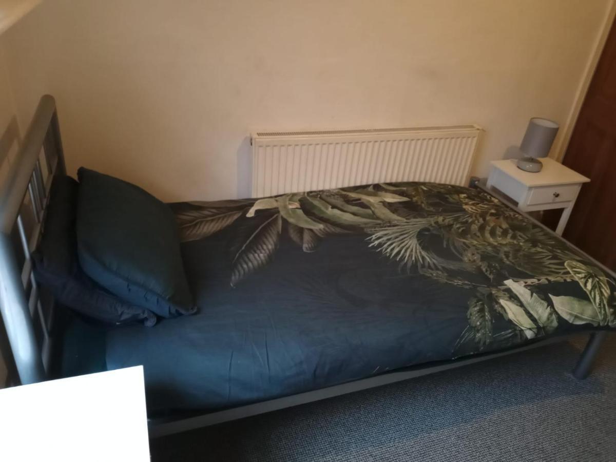 Knighton House Villa Leicester Esterno foto